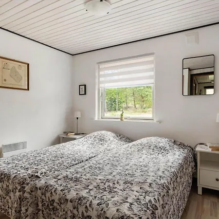 1420-aakirkeby-ostre-somarksvej-20 Holiday home Vester Somarken